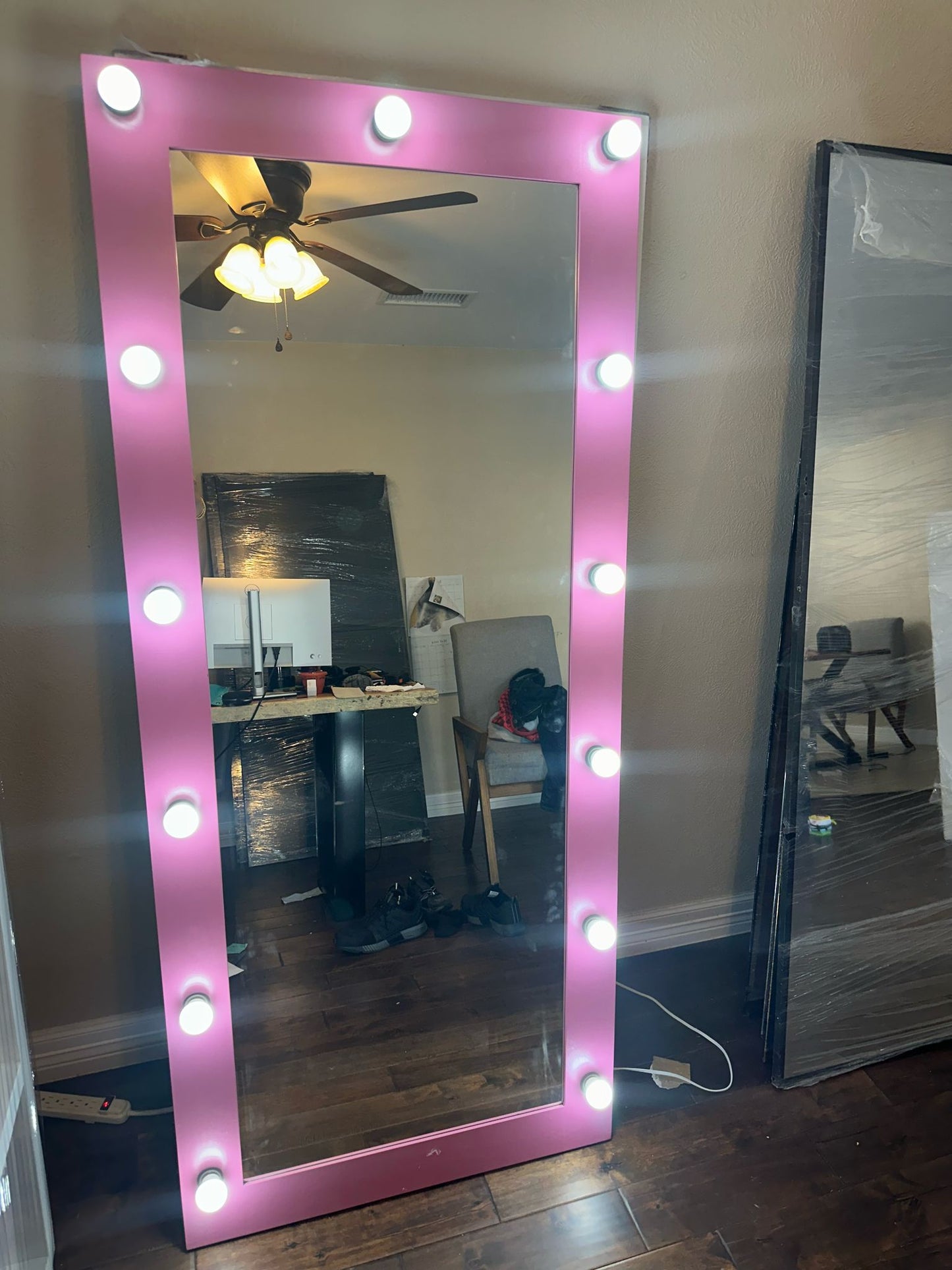 Fullbody Mirror Hollywood Style